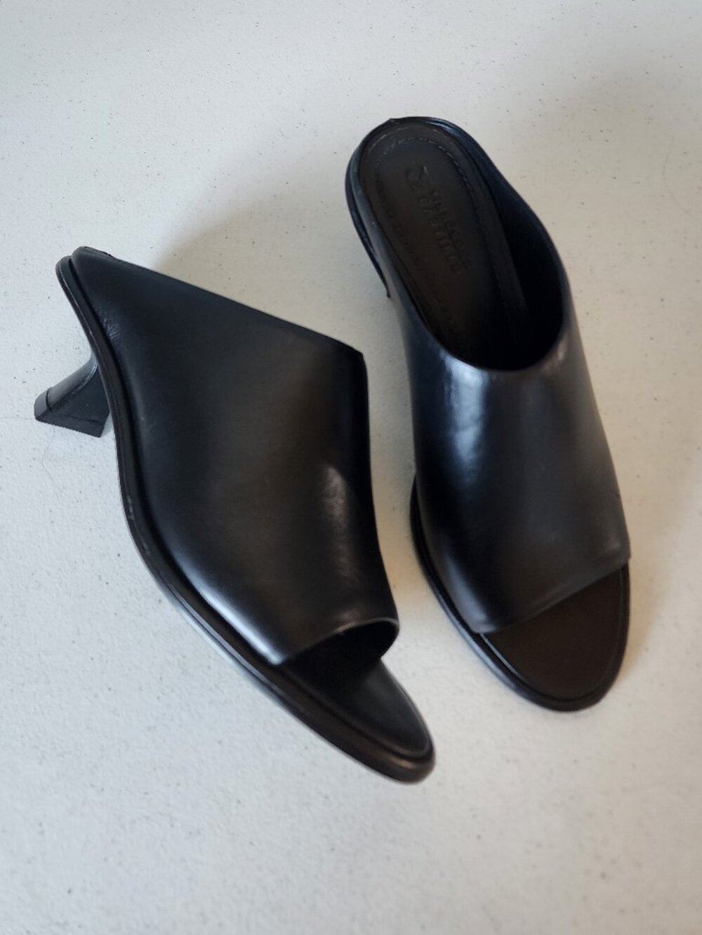Mercedes Castillo Mule "EUC"